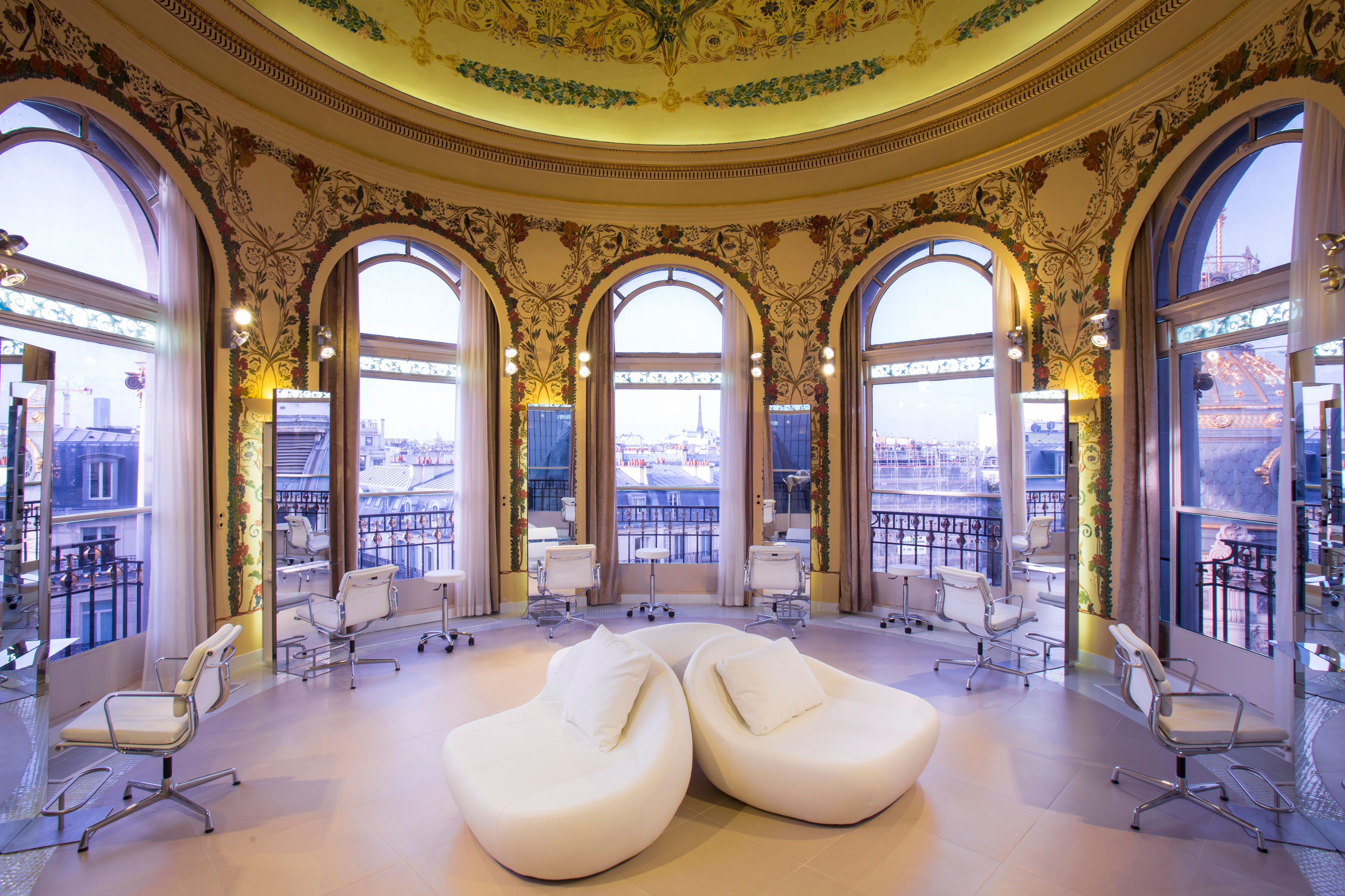 Royal Monceau Raffles, Париж. Le Royal Monceau Raffles Paris, Франция. Royal Monceau отель. Le Royal Monceau - Raffles Paris чашки.